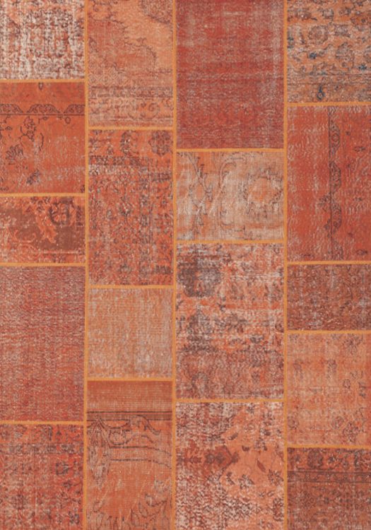 Ankara Patch carpet, in the color orange, from the Wool Collection. - Ankara Patch vloerkleed, in de kleur oranje, uit de Wol Collectie.