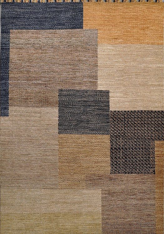 Bretti carpet, in the color navy, from the Shalimar collection. - Bretti vloerkleed, in de kleur navy, uit de Shalimar collectie.