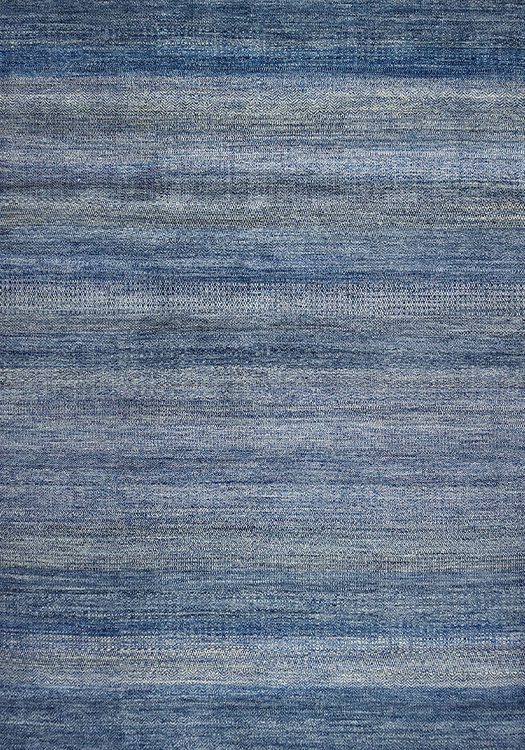 Pampas carpet, in the color blue, from the Shalimar collection. - Pampas tapijt, in de kleur blauw, uit de Shalimar collectie.