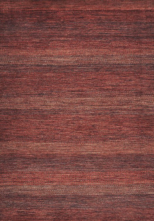 Pampas carpet, in the color plum, from the Shalimar collection. - Pampas tapijt, in de kleur pruim, uit de Shalimar collectie.